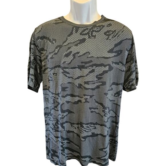 Lululemon MENS Melbourne spell out camo breathable active performance top Large - Picture 1 of 7